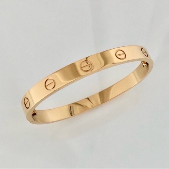 Clip On LOVE Screw Bangle Bracelet in Gold - Picture 1 of 4